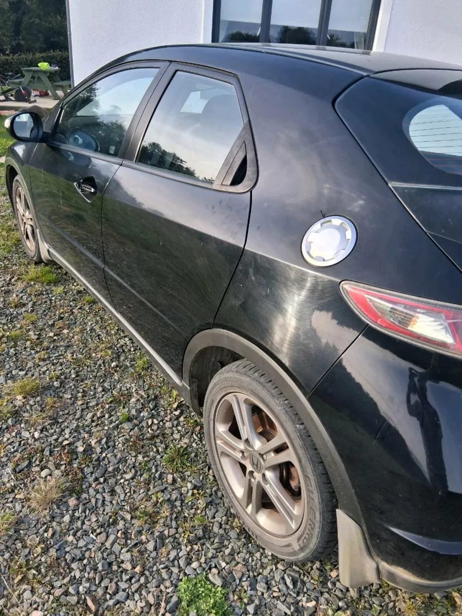 Honda Civic - Image 4
