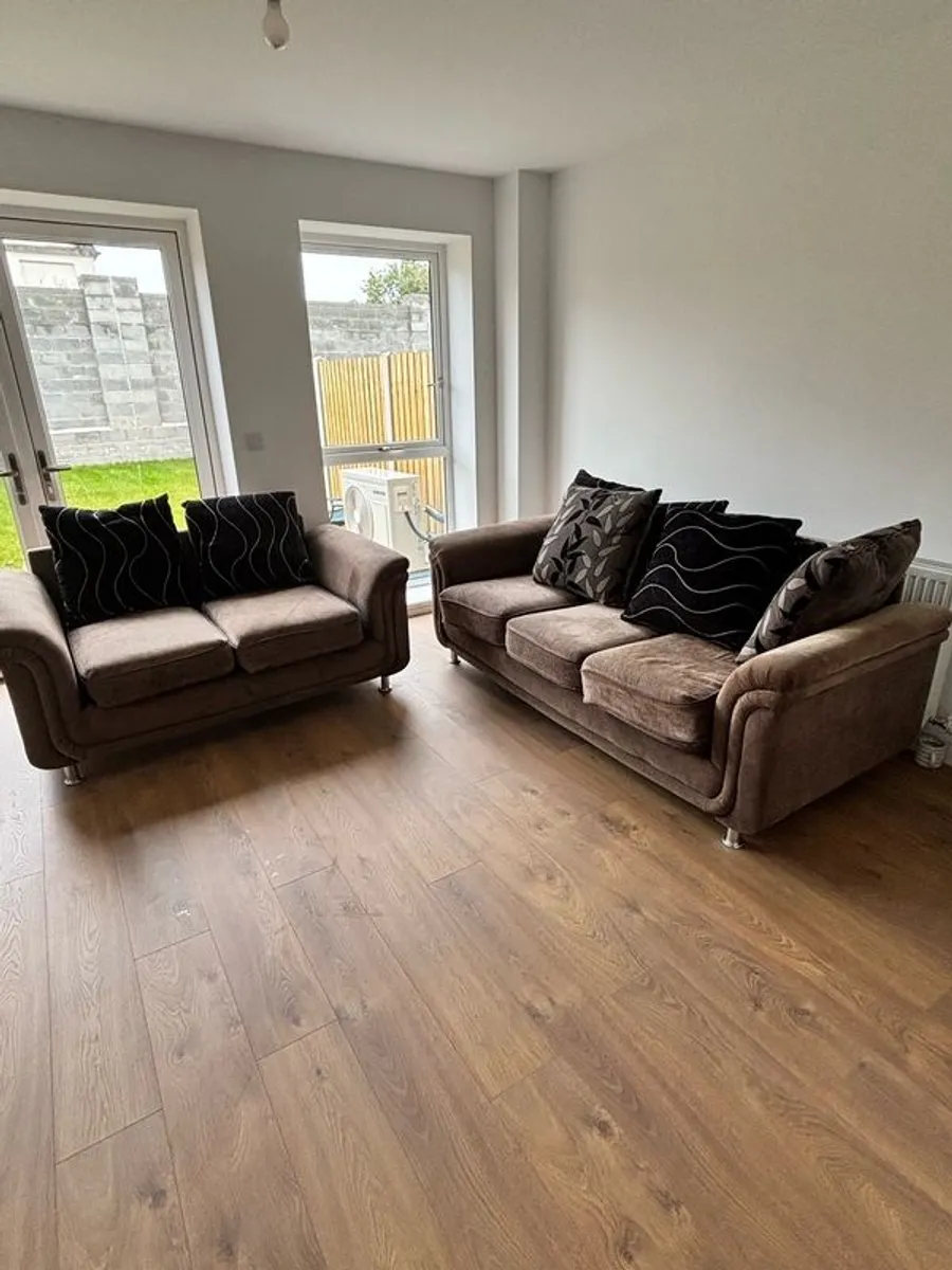 2 & 3 seater - Image 2