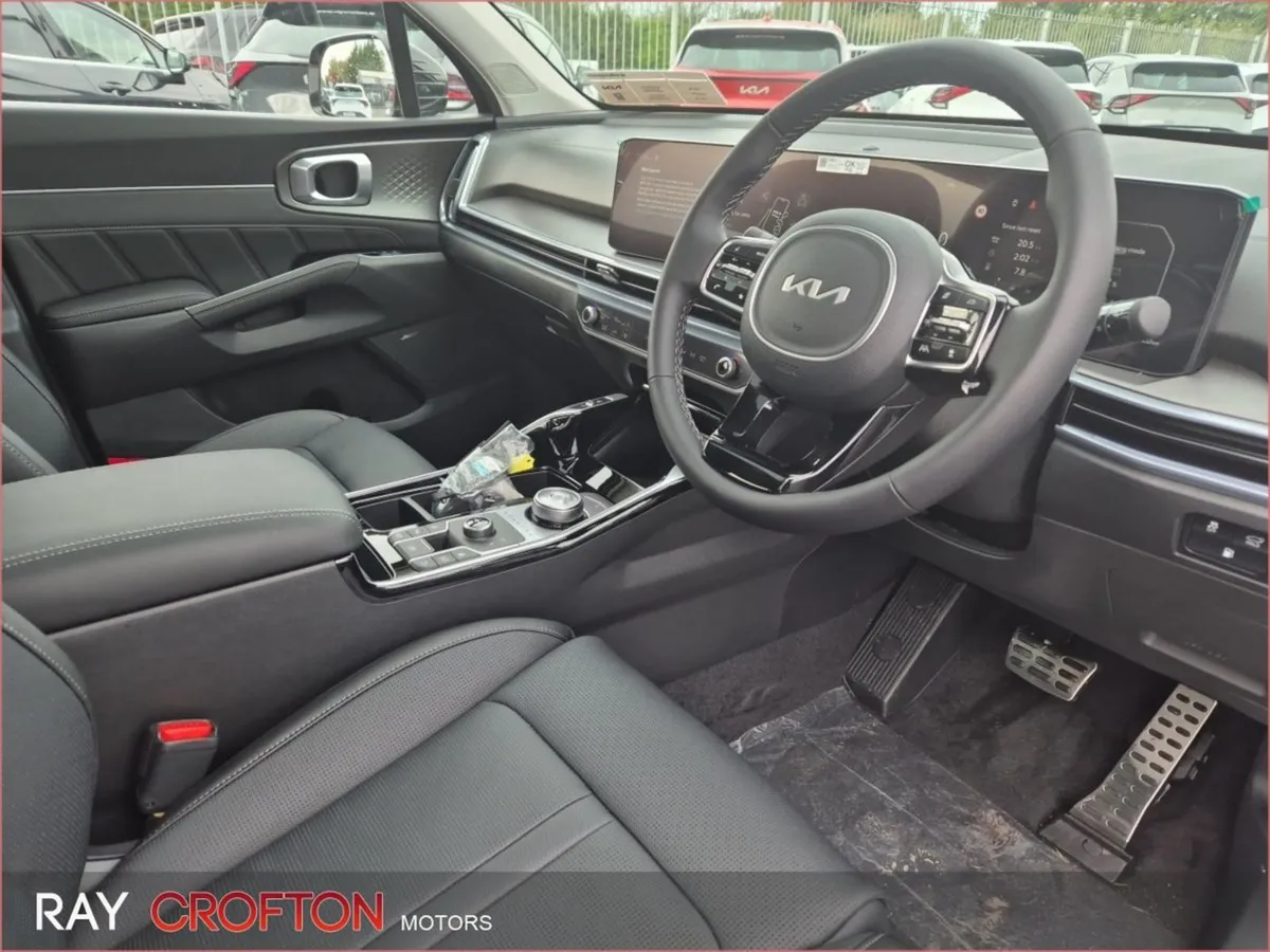 Kia Sorento 1.6 Phev SEM - Image 2