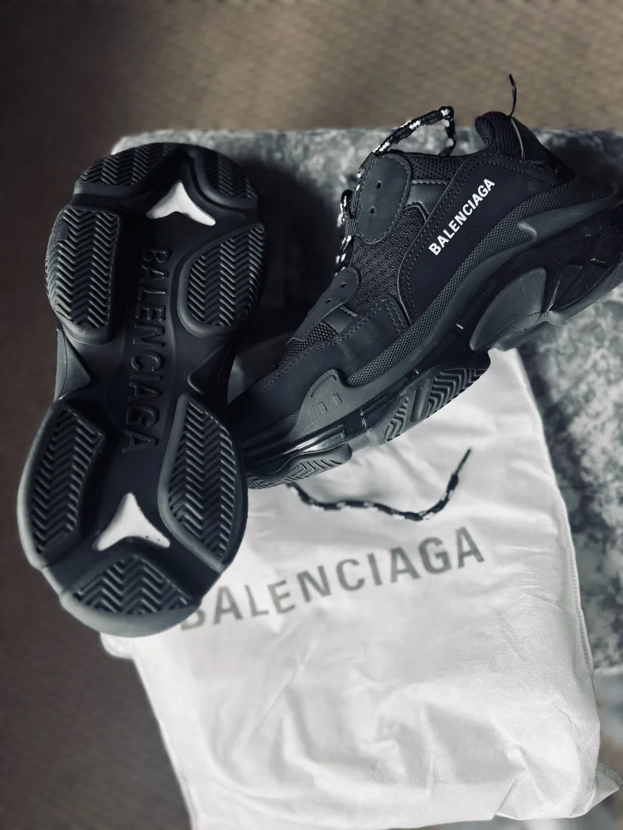 Shoes - Image 1