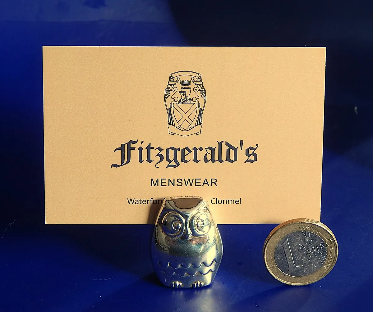 12 Small Vintage Silver Plated Owl Place Cards - Image 3