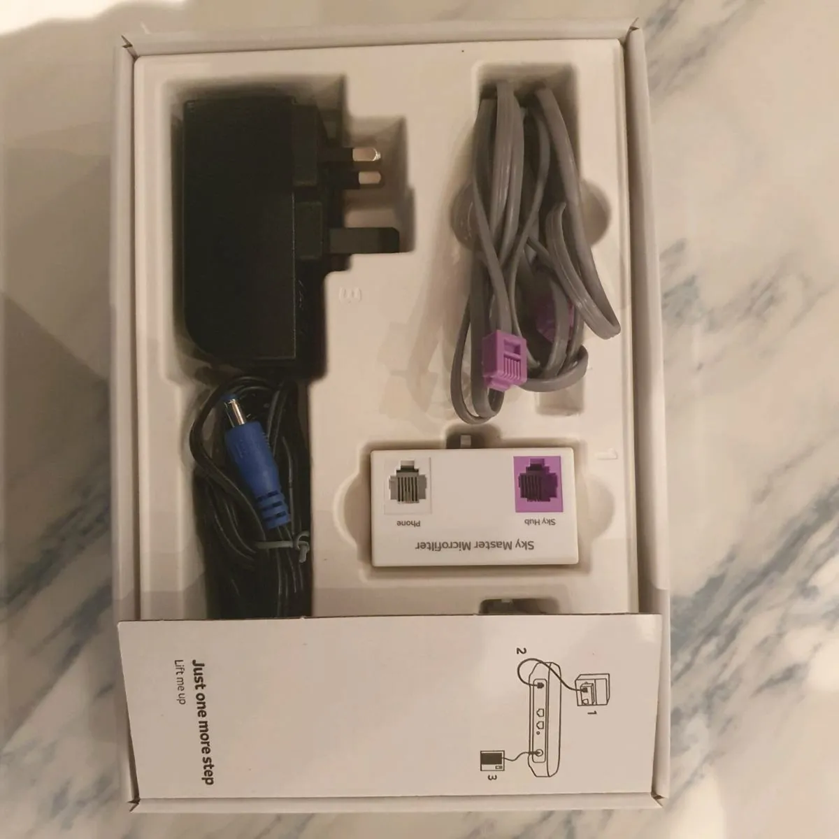Sky Q Hub Broadband modem - Image 2