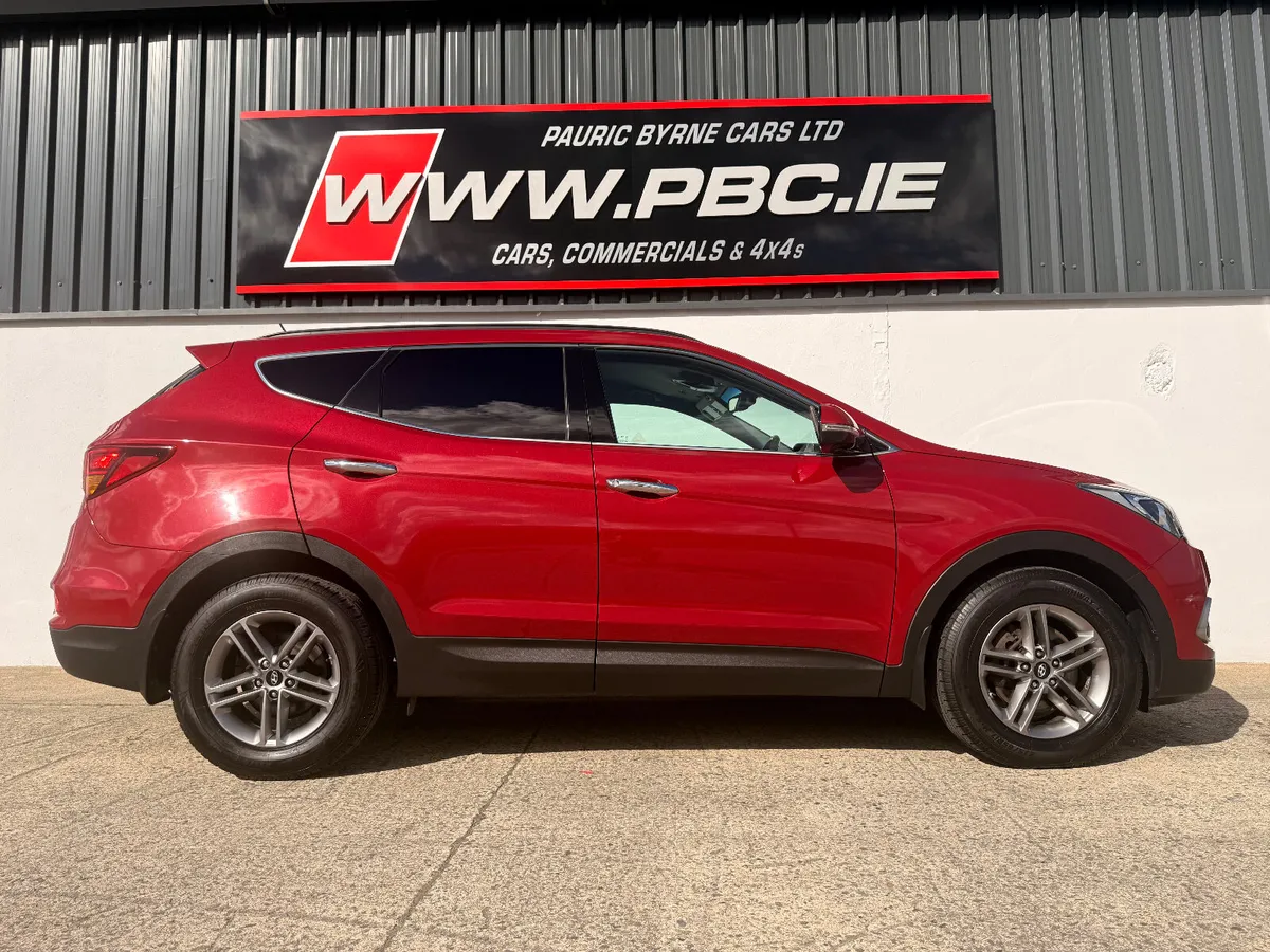 Hyundai Santa Fe Executive Auto 116,000klms 2016 - Image 3