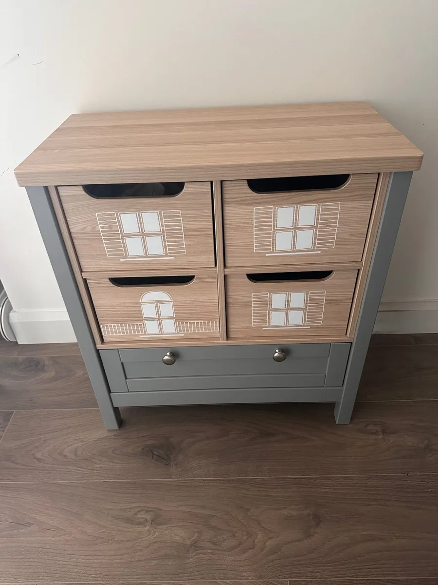 Chest of drawers - Image 1