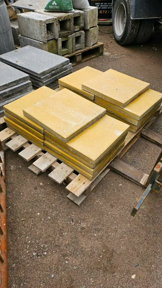 New paving slabs
