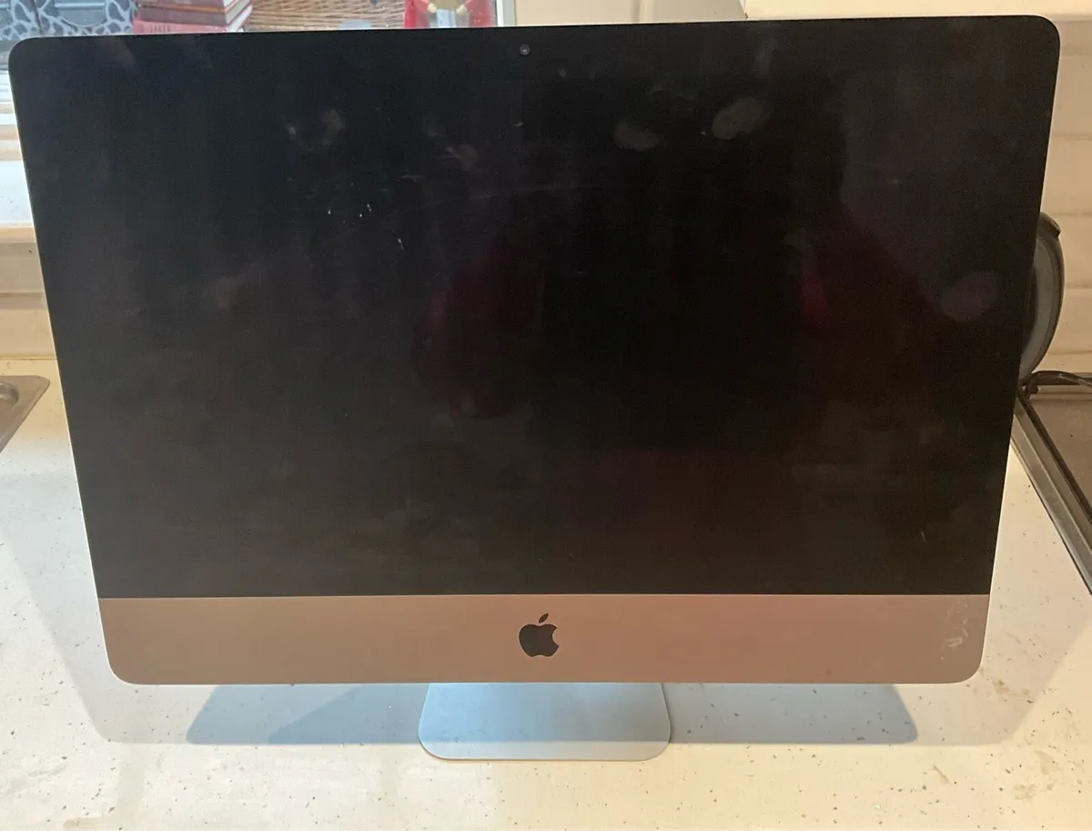 Apple 25 inch Monitor - Image 1