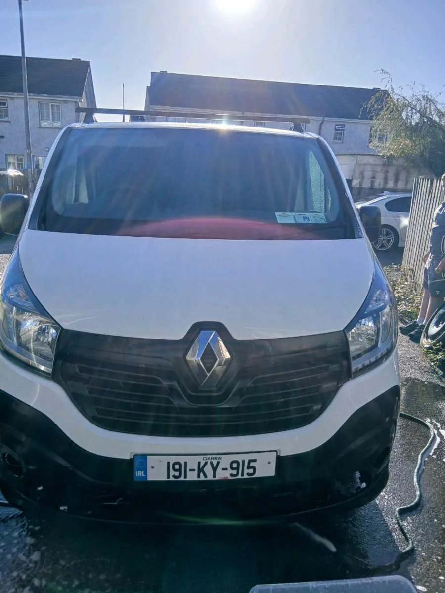 Renault traffic - Image 1