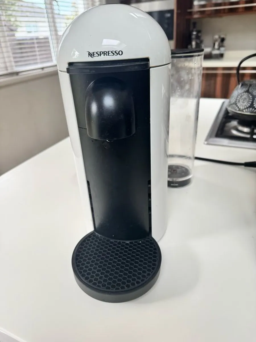 2 x Nespresso virtuoso machines - Image 4
