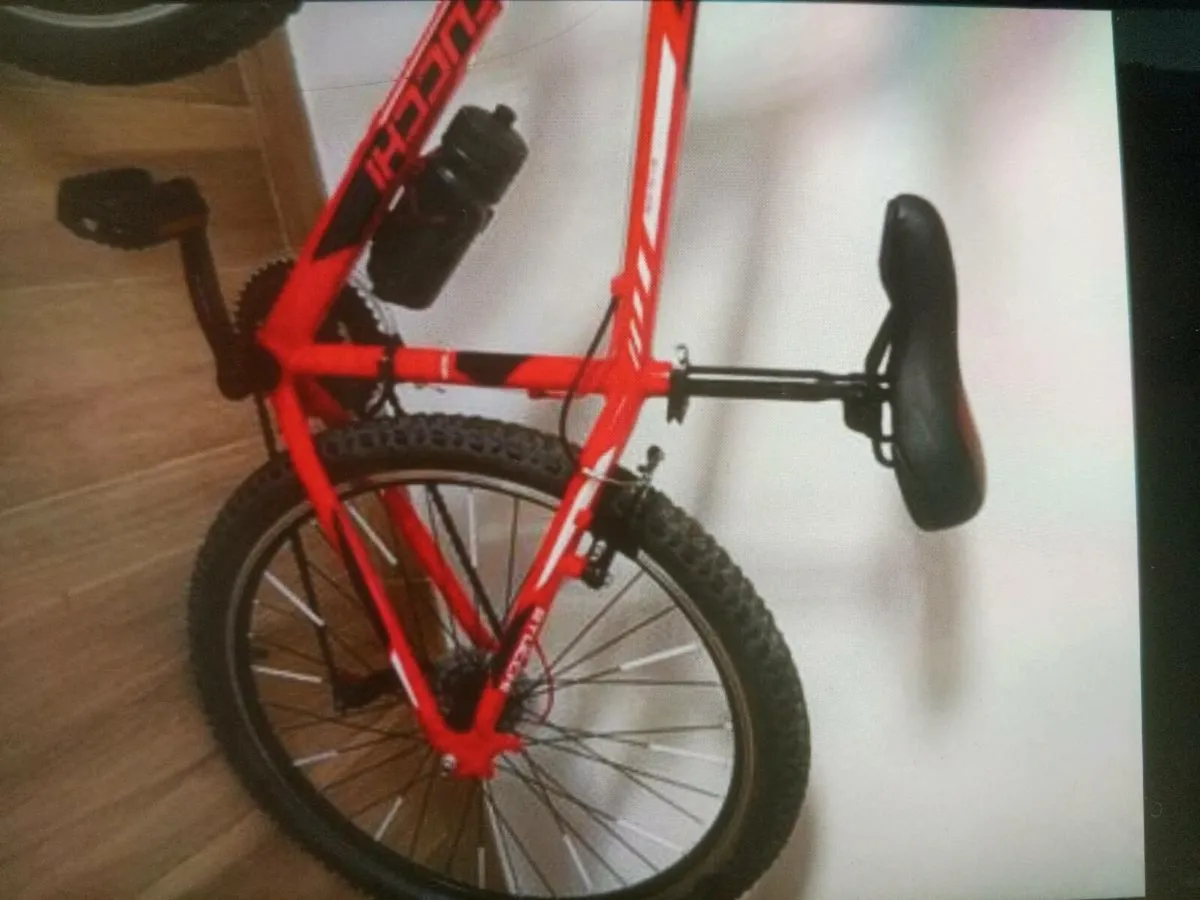 Red bike - Image 4