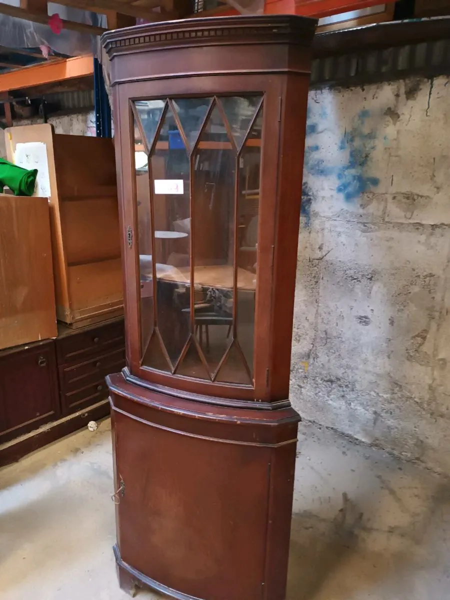 Vintage Cabinet - Image 1