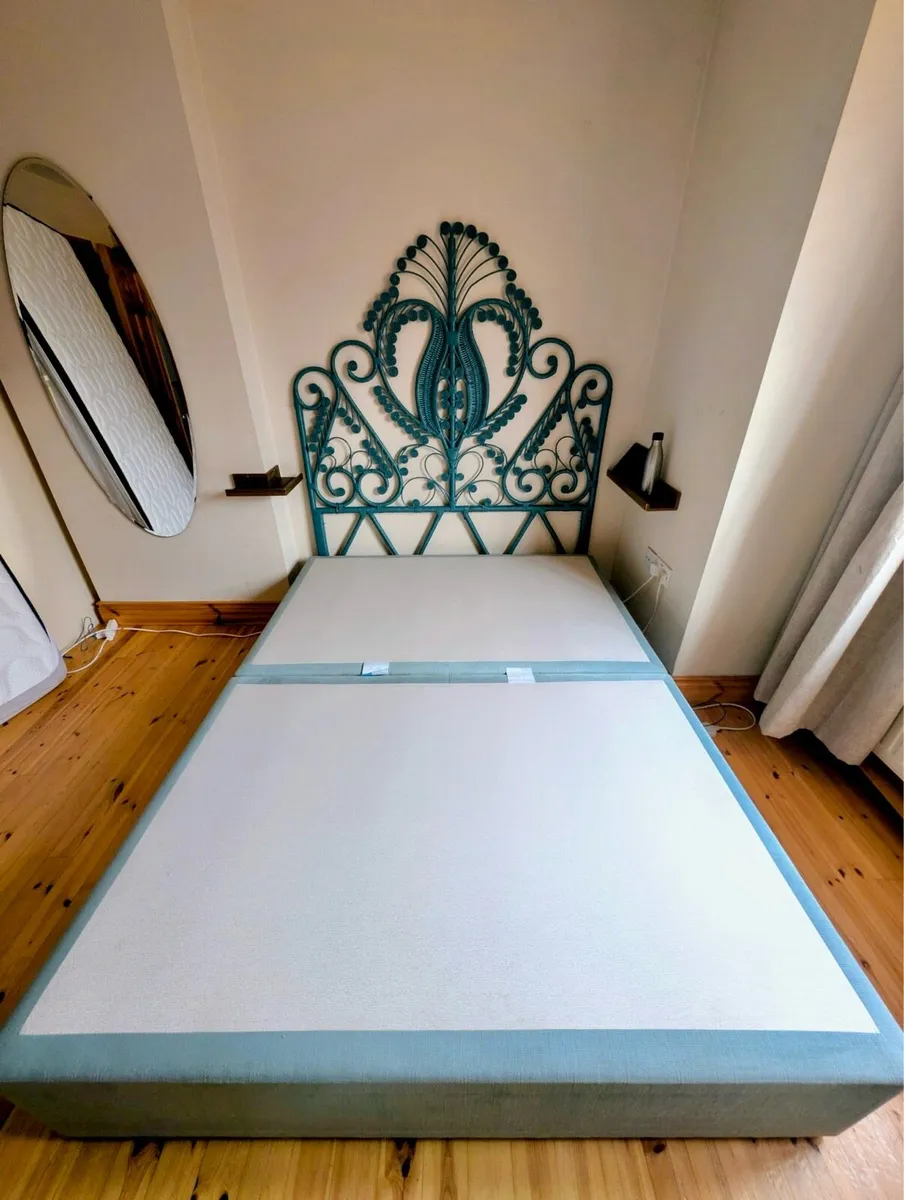 Teal king-sized bed frame and base - Image 1