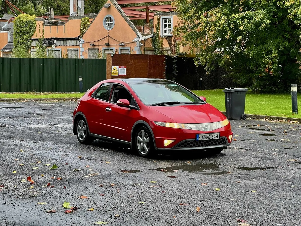 HONDA CIVIC 1.8 i-VTEC - Image 2