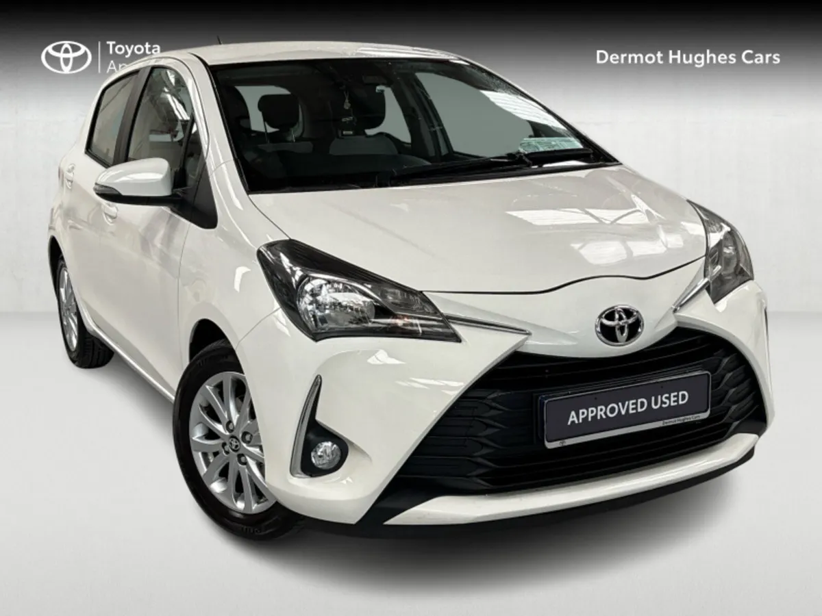 Toyota Yaris 1.0 LUNA 4DR - Image 1