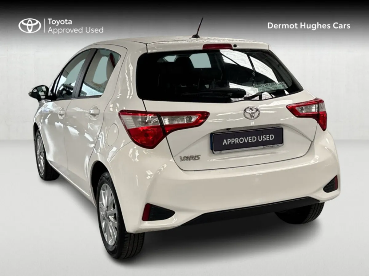 Toyota Yaris 1.0 LUNA 4DR - Image 2