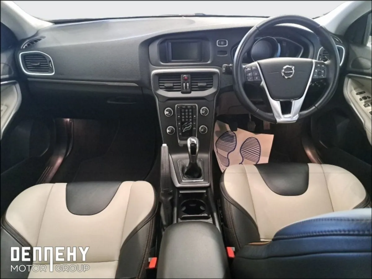 Volvo V40 VIP Sales Event Starts Thursday 02nd Oc - Image 2
