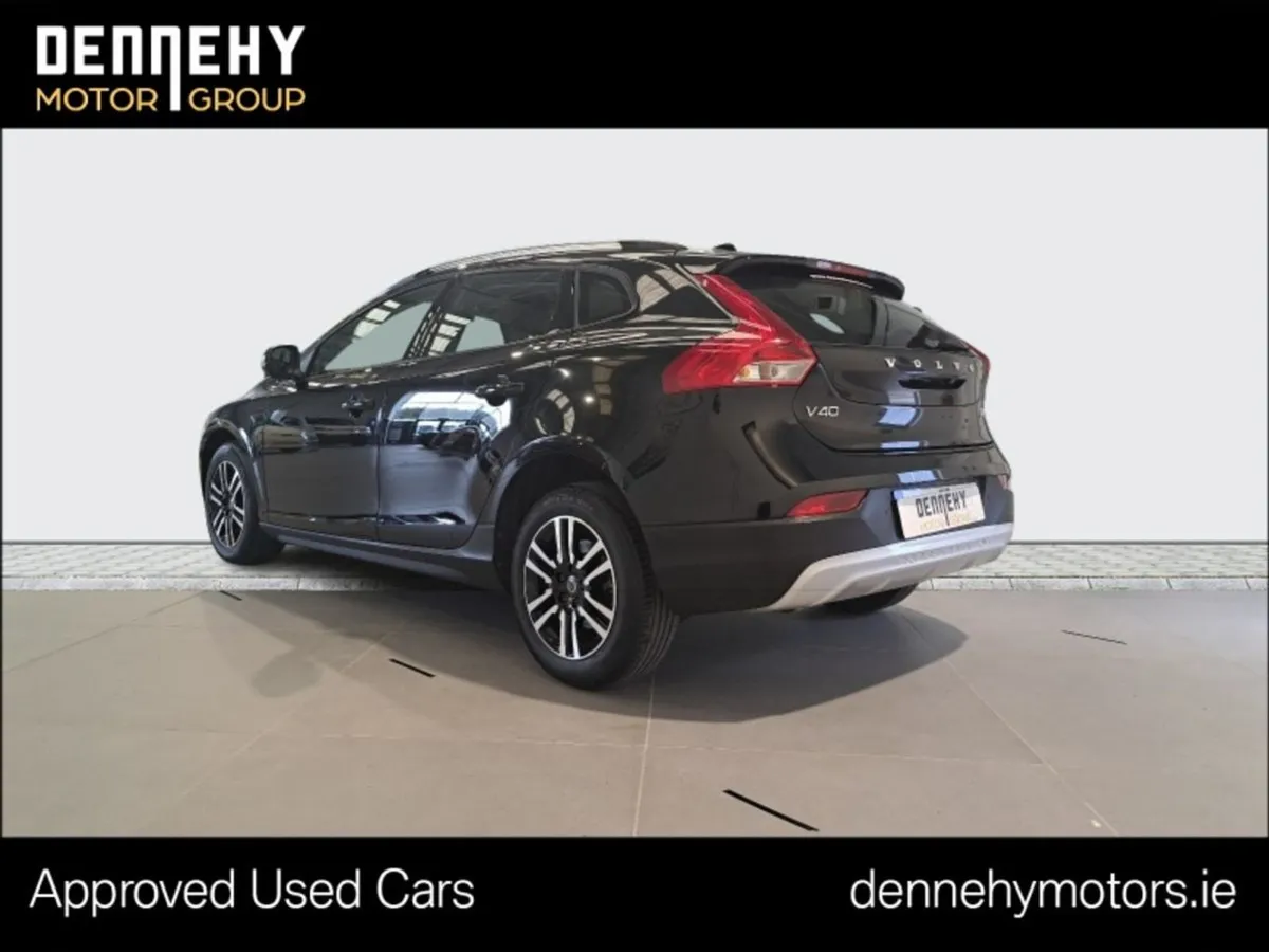 Volvo V40 VIP Sales Event Starts Thursday 02nd Oc - Image 3