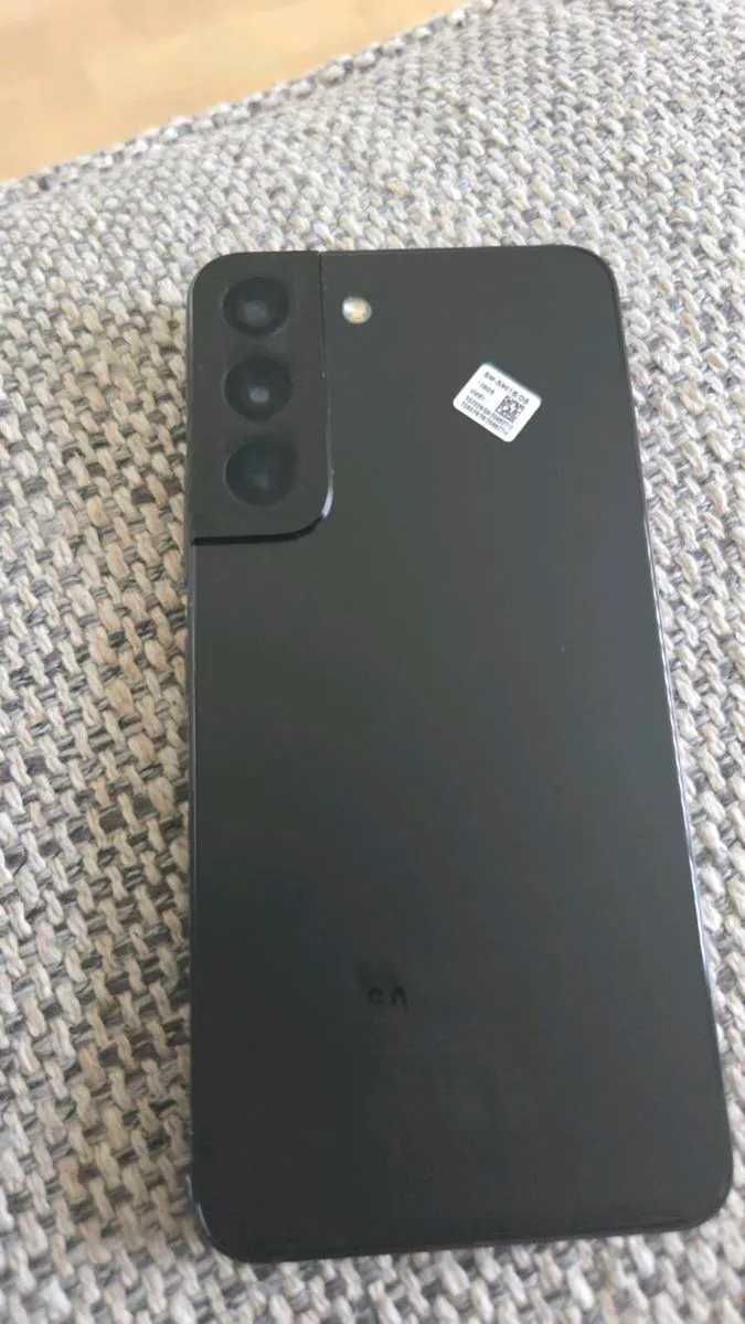 Samsung s22 - Image 1