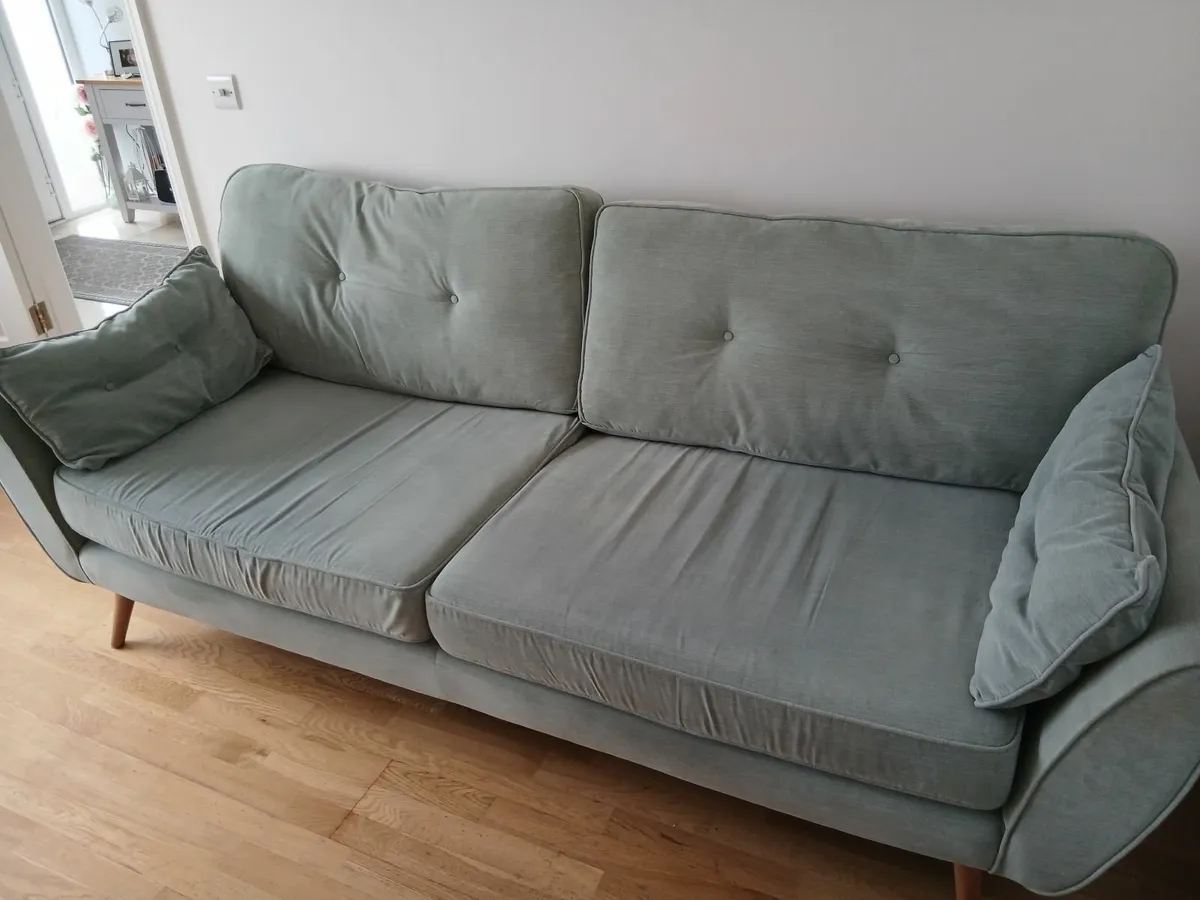 Couch - Image 2