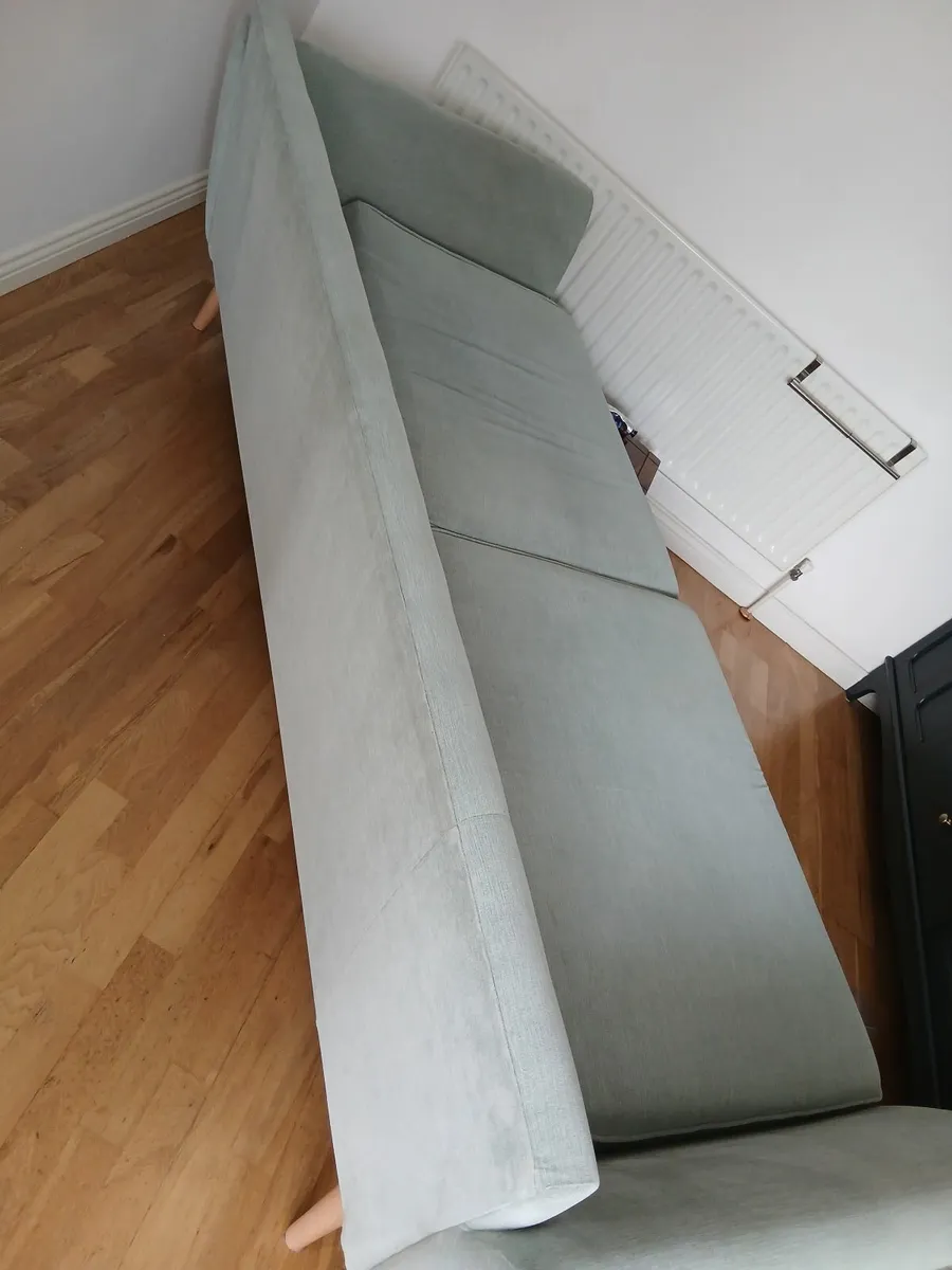 Couch - Image 3