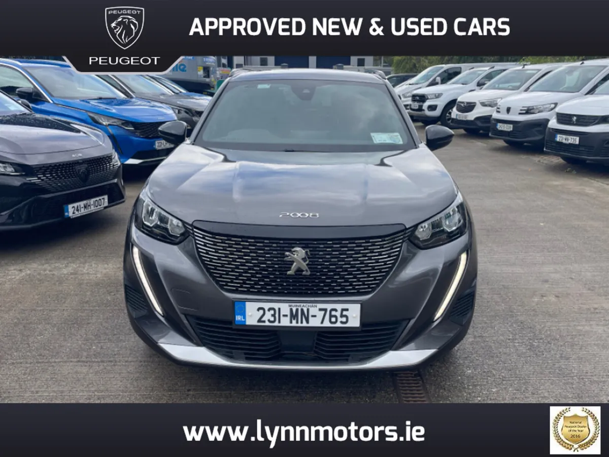 Peugeot 2008 ALLURE 1.2 100 6.4 4DR - Image 3