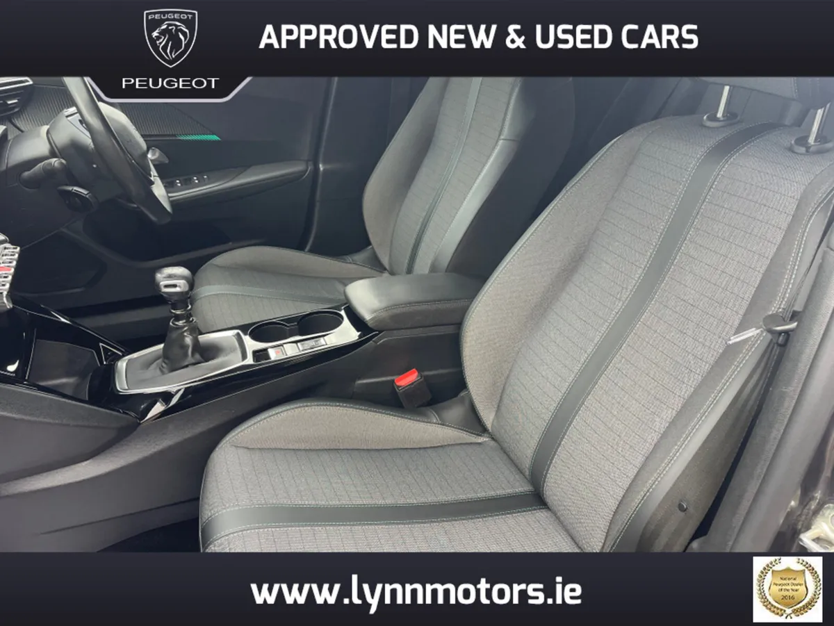 Peugeot 2008 ALLURE 1.2 100 6.4 4DR - Image 4