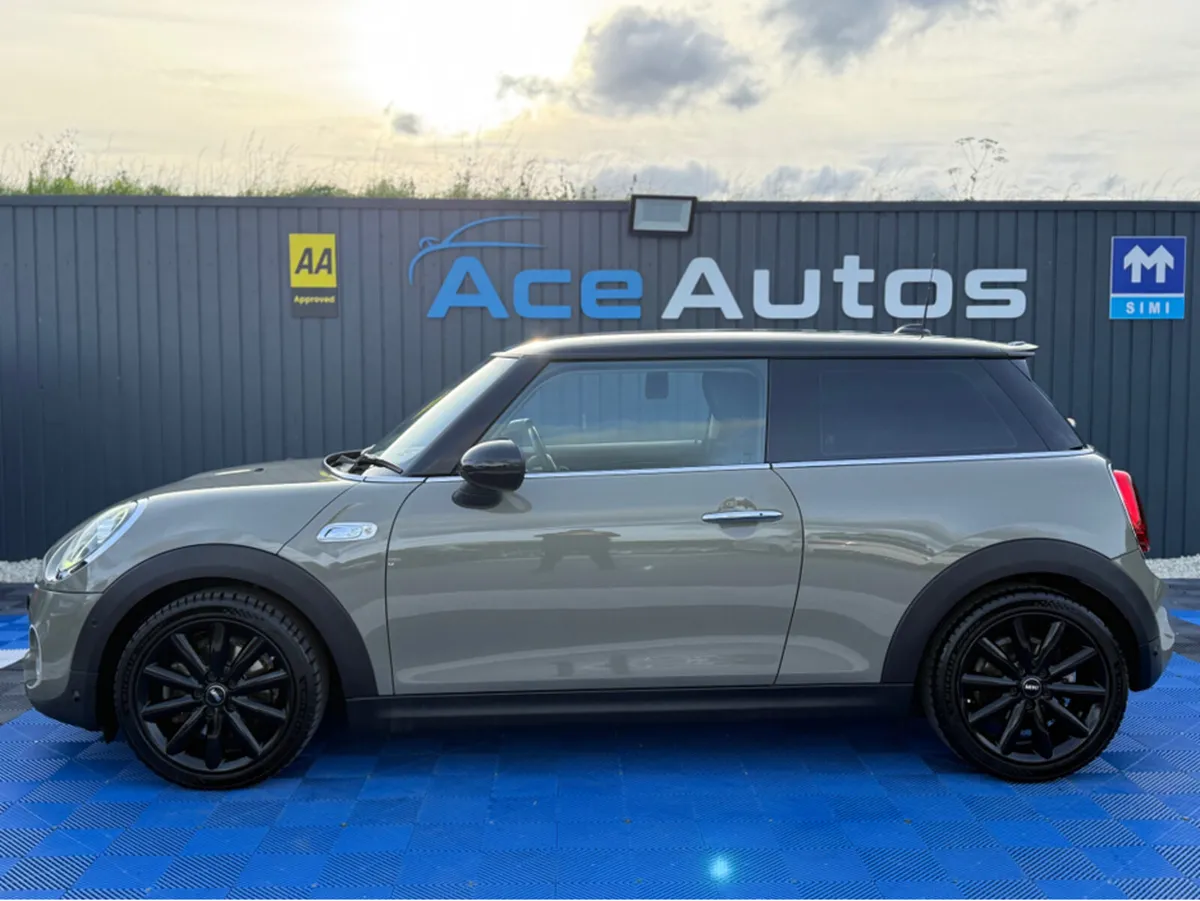 Mini Cooper SD - 2.0L DIESEL - AUTO - 12M WARRANTY - Image 4