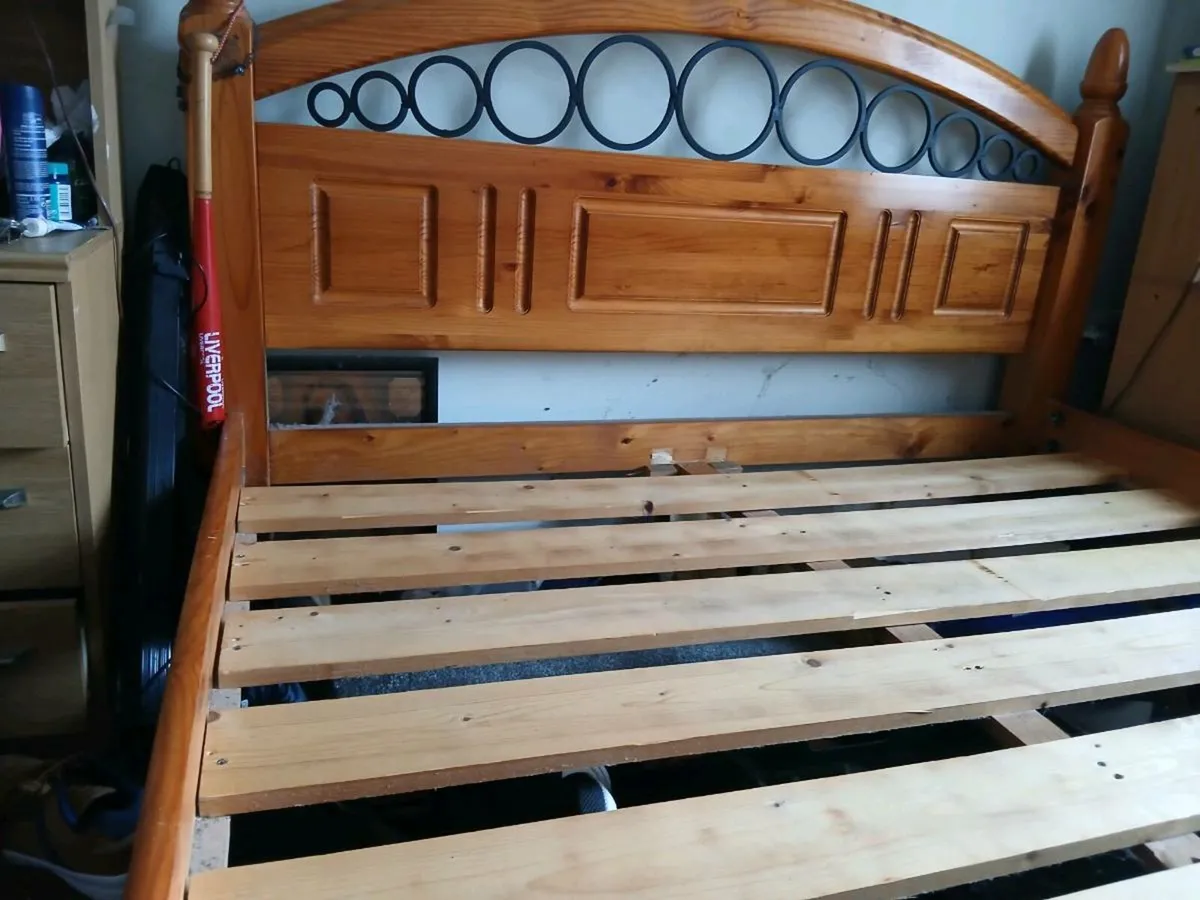 King-size bed frame - Image 3