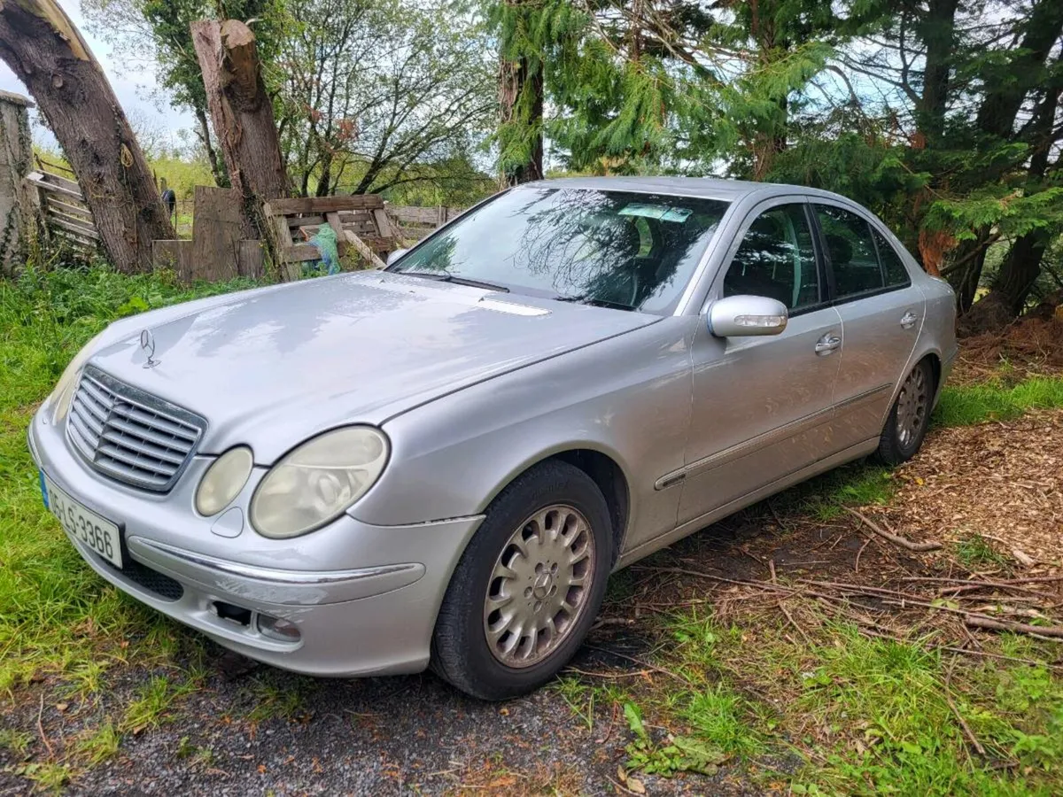 Mercedes e200 - Image 3