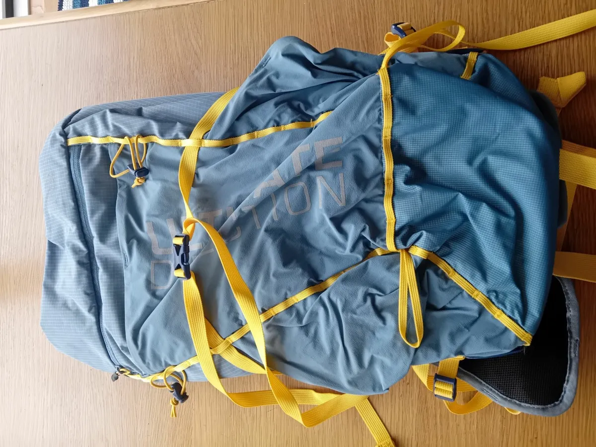 Ultimate Direction FastPack 30L – barely used - Image 2