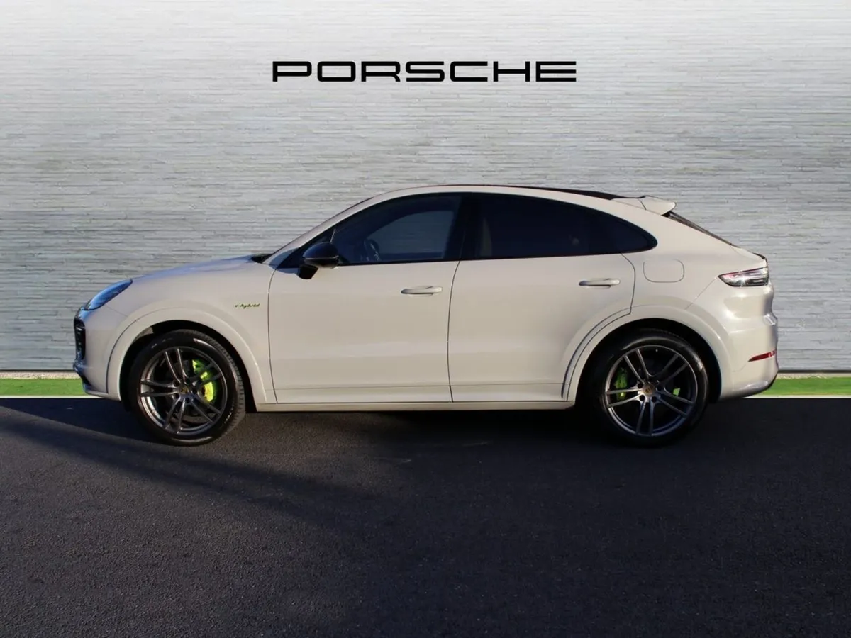 Porsche Cayenne E-hybrid Coupe Platinum Edition - Image 3