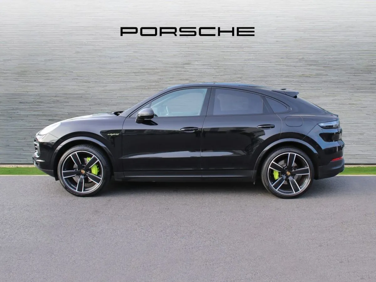Porsche Cayenne E-hybrid Coupe Platinum Edition - Image 3