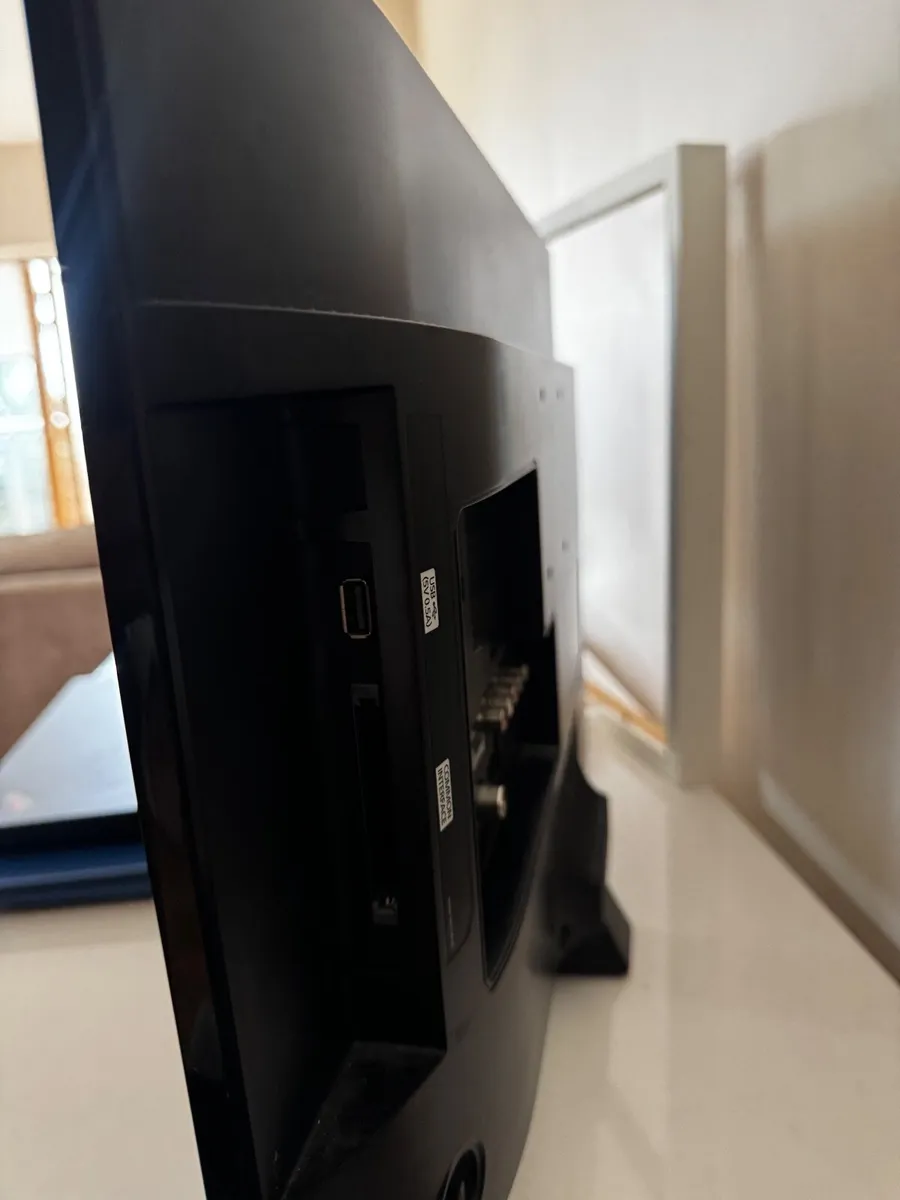 Samsung LED TV - Image 4