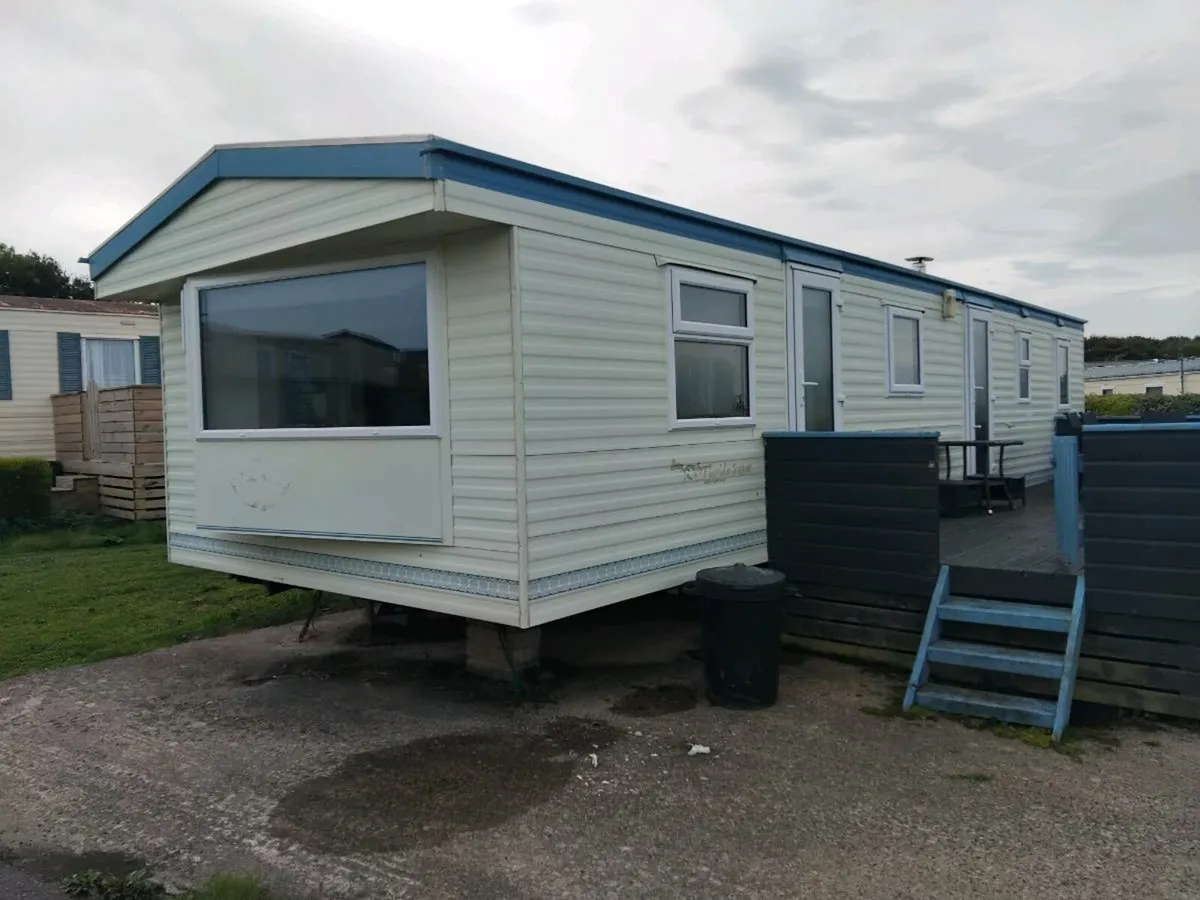 Mobile home - Image 1