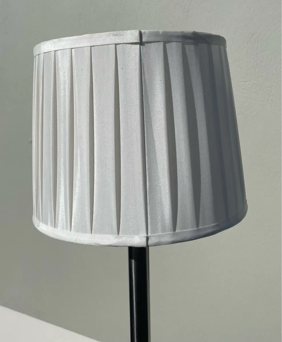 Floor lamp - Image 1