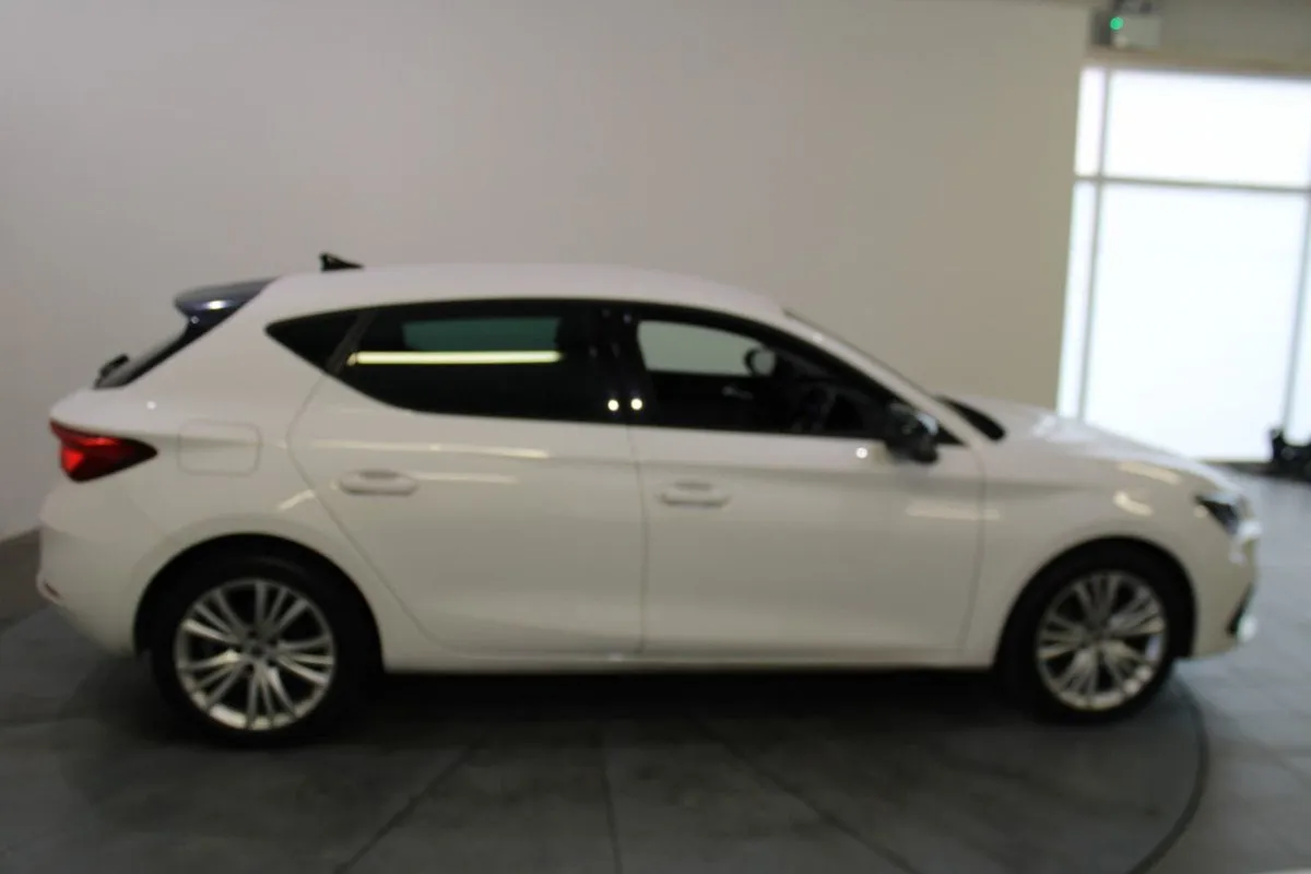 SEAT Leon 2.0 TDI 115HP SE  5DR - Image 3