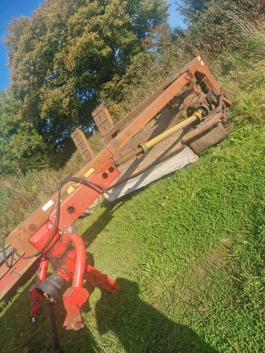 Kuhn FC 300 - Image 1