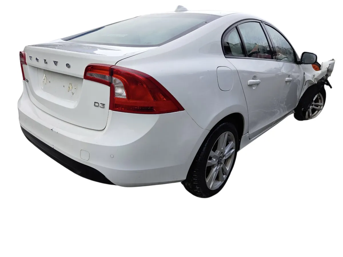 2013 VOLVO S60 For Breaking/Dismantling - Image 3