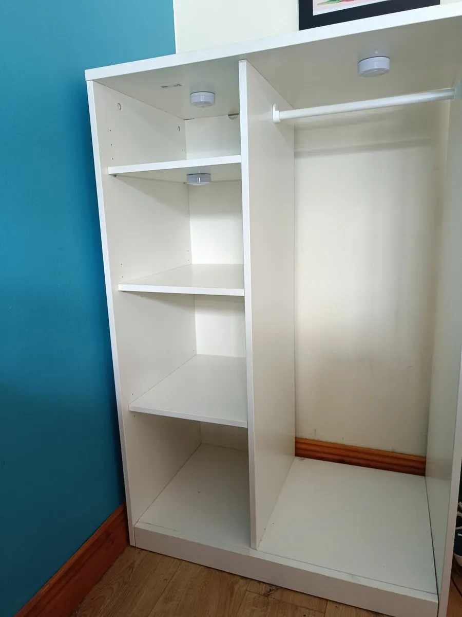 Open wardrobe - Image 1