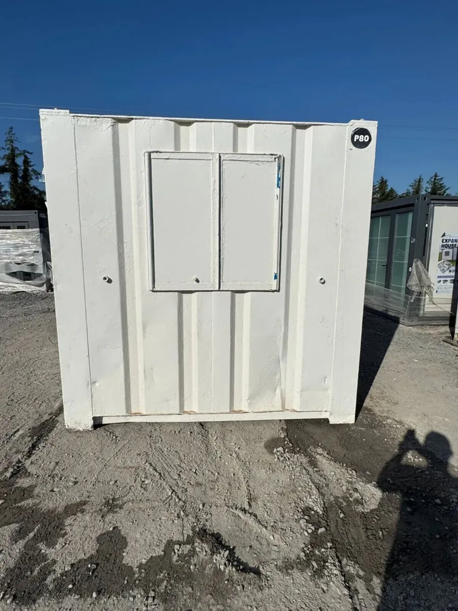 20x8 Office Unit - Image 3