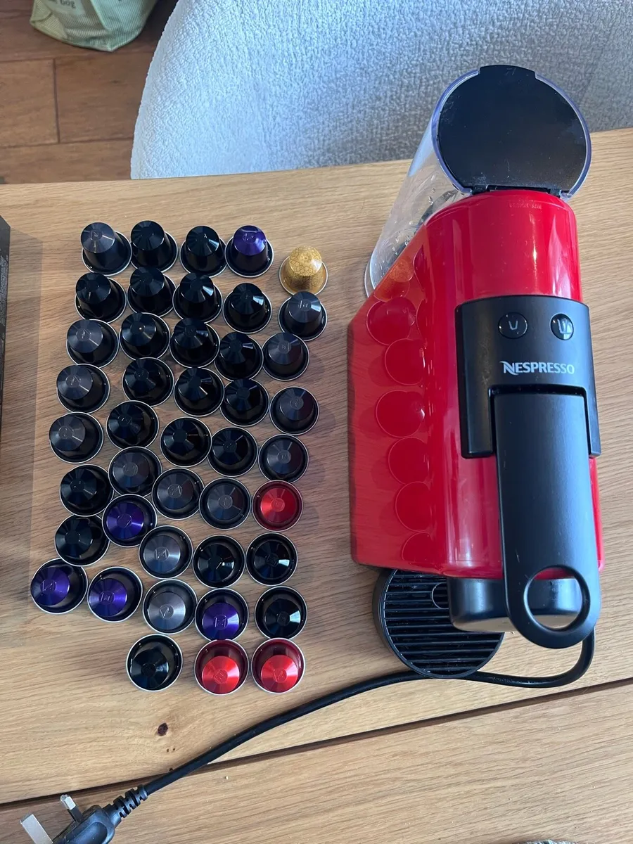 Nespresso Coffee Machine and 60 Capsules - Image 1