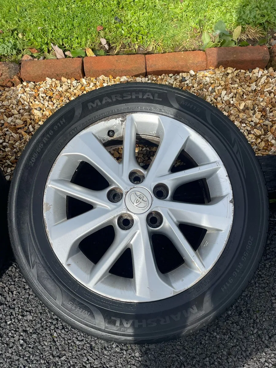 Toyota Auris (2nd Generation) Alloy Wheels Set - Image 3