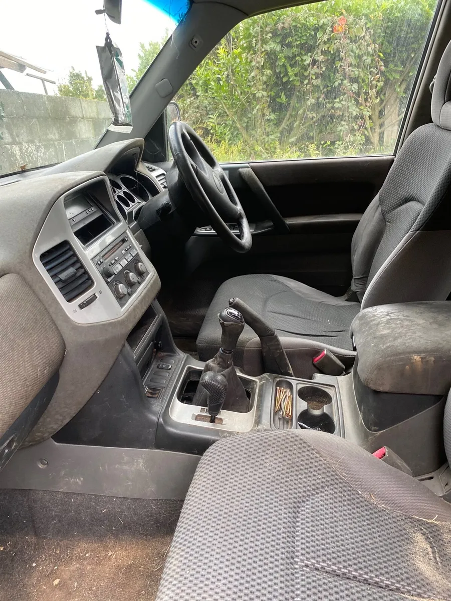 Mitsubishi Pajero 2006 - Image 3