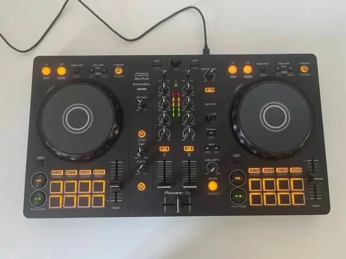 Pioneer DDJ FLX4 - Image 2