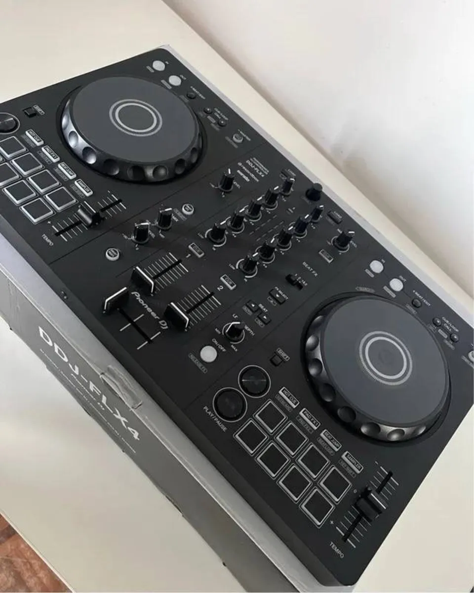 Pioneer DDJ FLX4 - Image 3