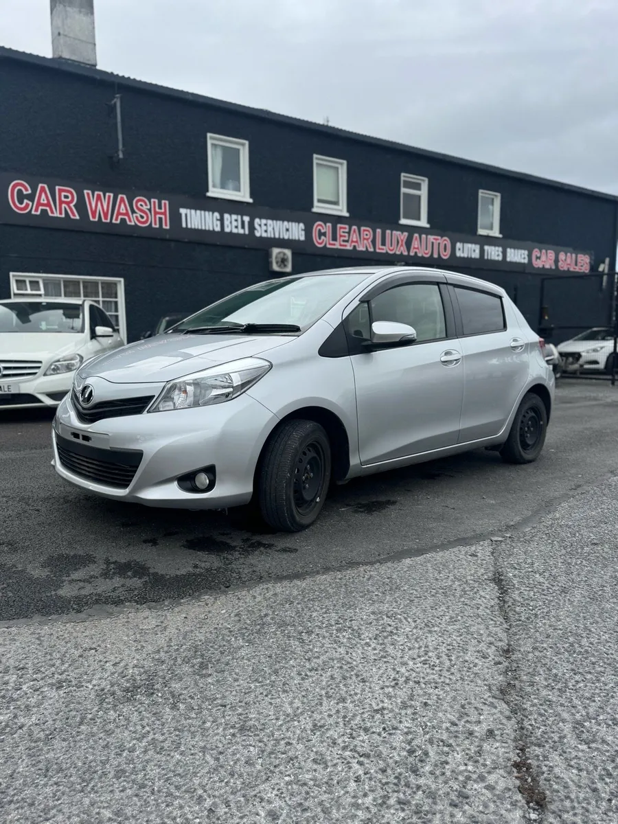2014 TOYOTA VITZ/YARIS 1.0 PETROL VERY LOW MILEAGE - Image 2