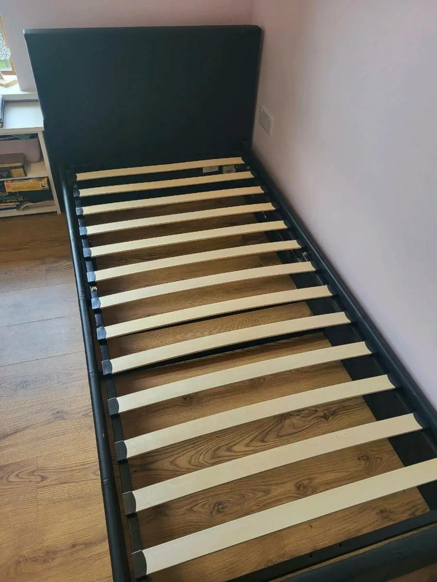 Single storage bed - Image 1