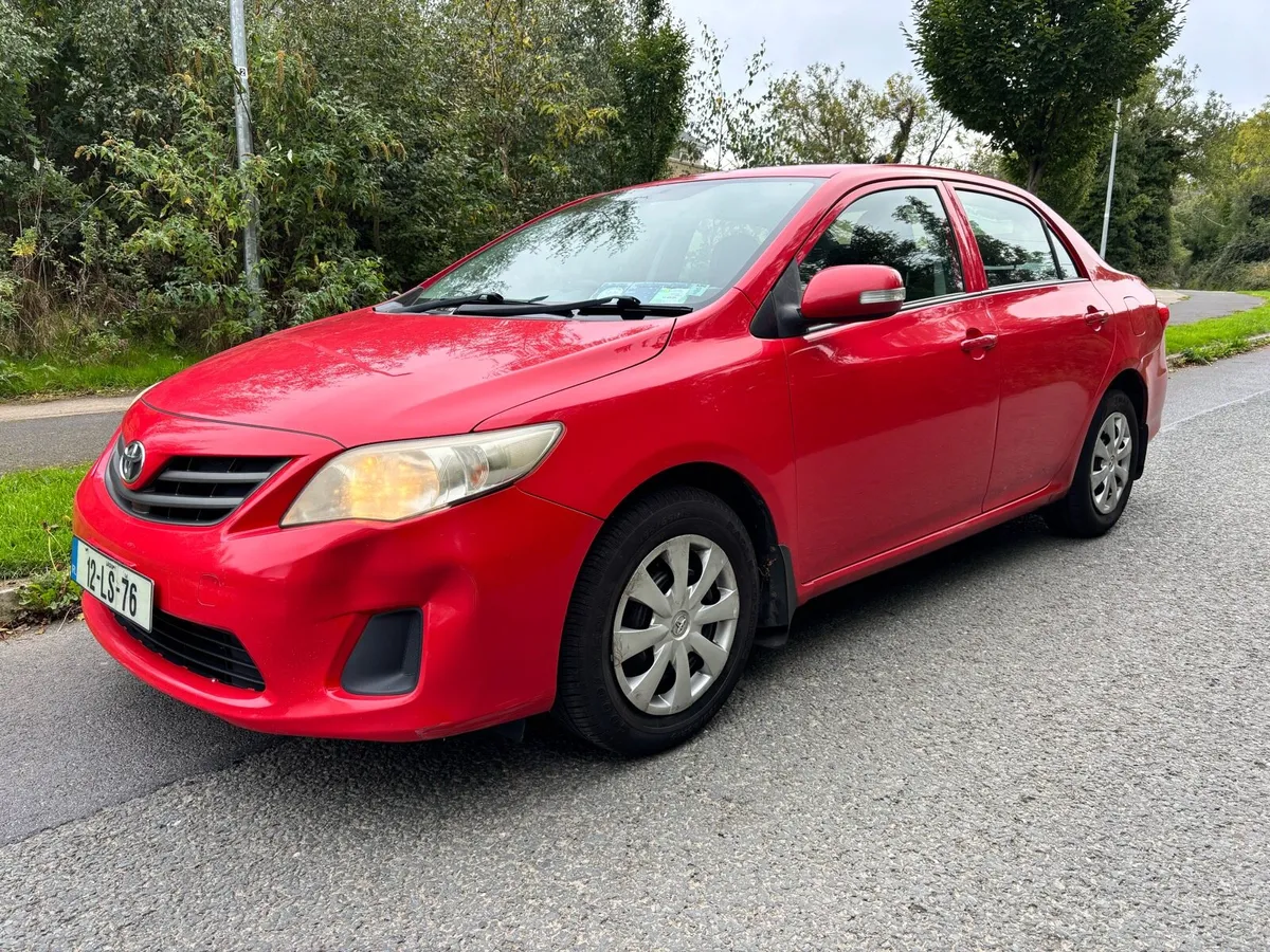 Toyota Corolla 1.4 Diesel NCT 05/2026 - Image 4