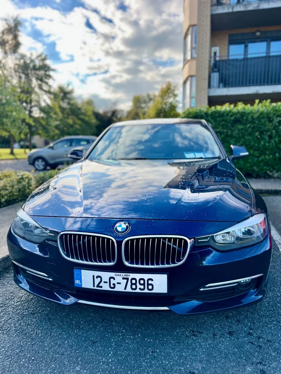 BMW 3-Series 2012 Automatic - Image 3