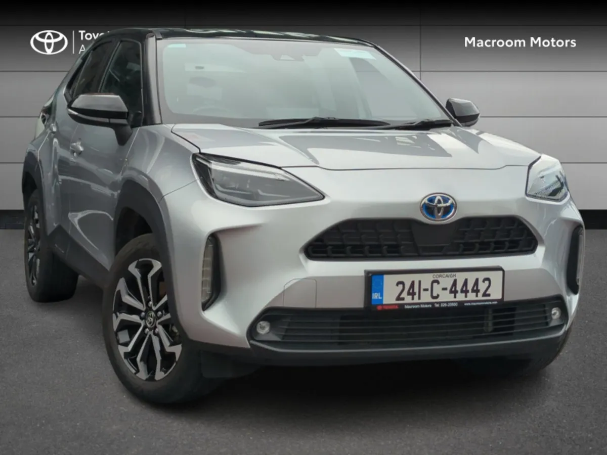 Toyota Yaris CROSS LUNA SPORT 4DR AUTO - Image 1