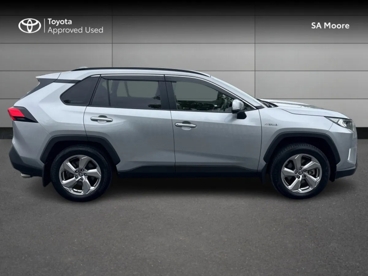 Toyota RAV4 HYBRID SOL - Image 3